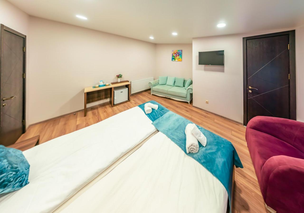 Hotel Classic Suites Тбилиси Экстерьер фото