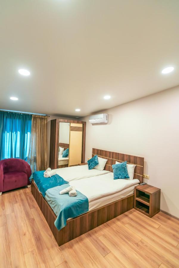 Hotel Classic Suites Тбилиси Экстерьер фото