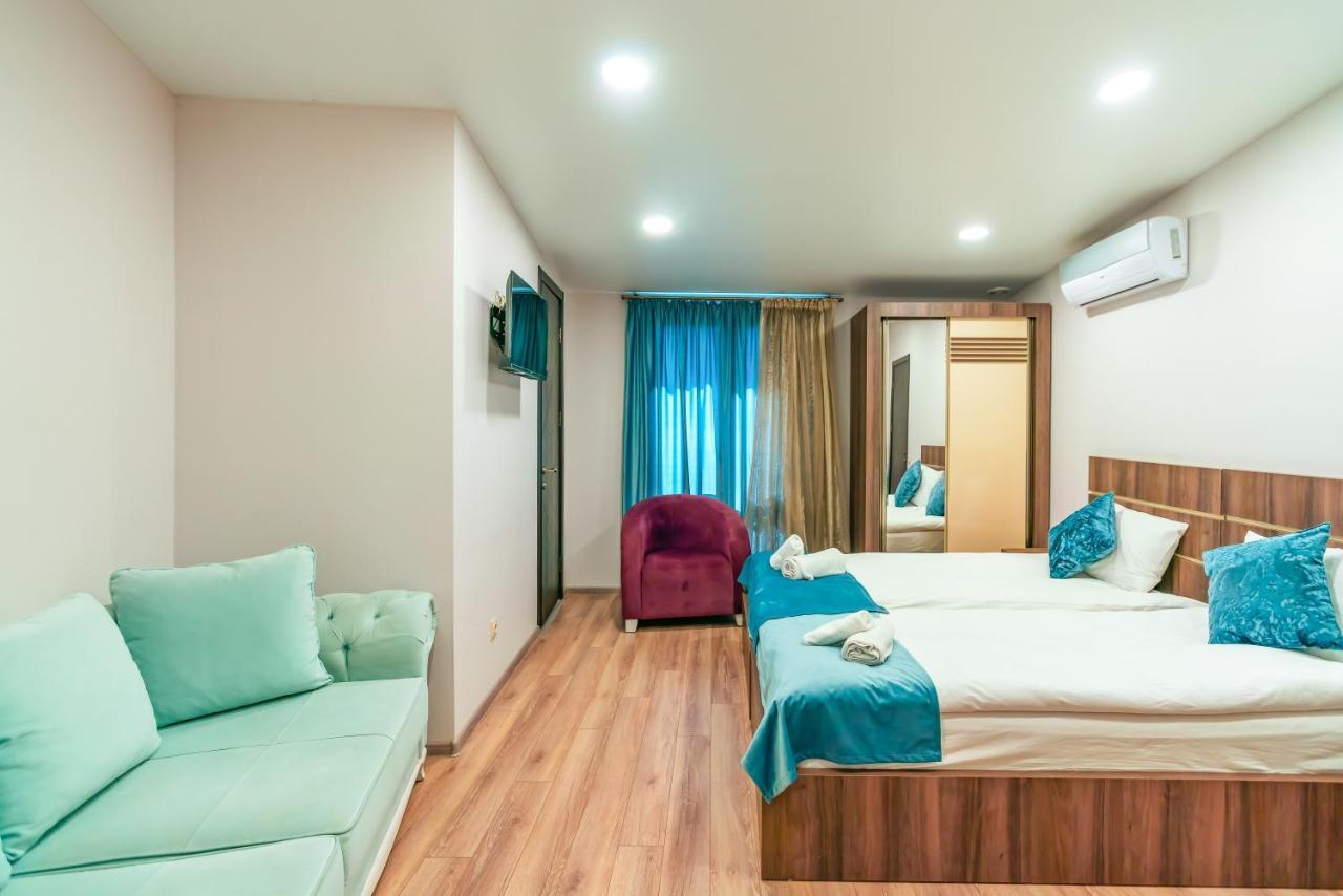 Hotel Classic Suites Тбилиси Экстерьер фото