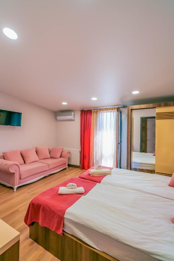 Hotel Classic Suites Тбилиси Экстерьер фото