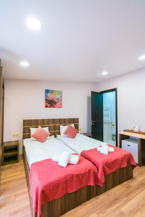 Hotel Classic Suites Тбилиси Экстерьер фото
